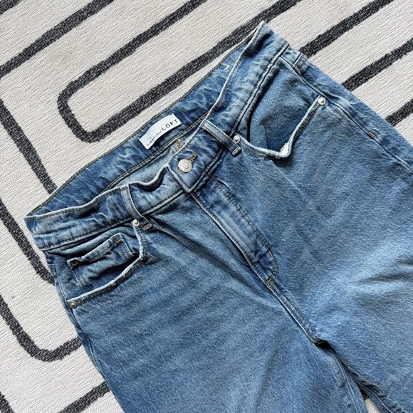 LOFT Straight Leg Mid-Wash Ankle Jean Size 6P - Picture 4 of 7